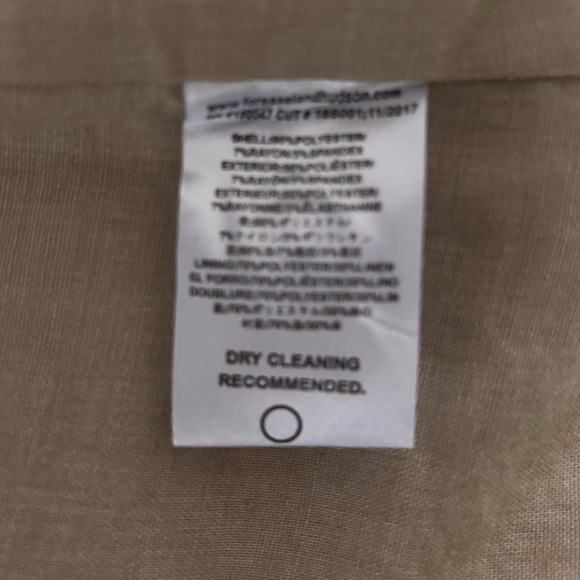 NWT boys size 16 seersucker blazer, fully lined & includes a navy pocket square - Picture 6 of 7